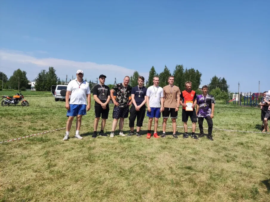 Соревнования по волейболу